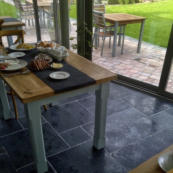 Empire Limestone Flooring West Country Half-Honed & Tumbled
